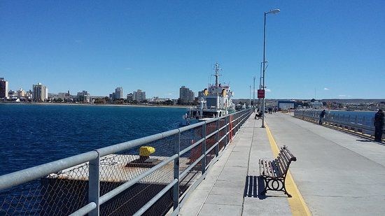 el Muelle Luis Piedrabuena